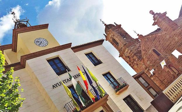 El alcalde y un concejal de Cabra del Santo Cristo, positivos en covid-19