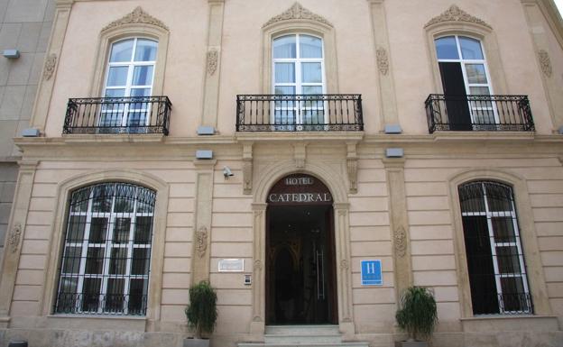 Cuatro hoteles de la provincia alojarán a personal que lucha contra el COVID-19 en Almería