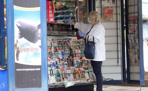 Italia aprueba medidas de apoyo a periódicos y quiosqueros