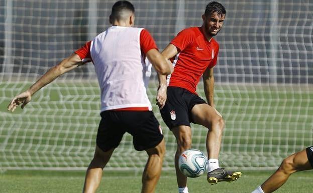 Los futbolistas cedidos por el Granada, sin protagonismo