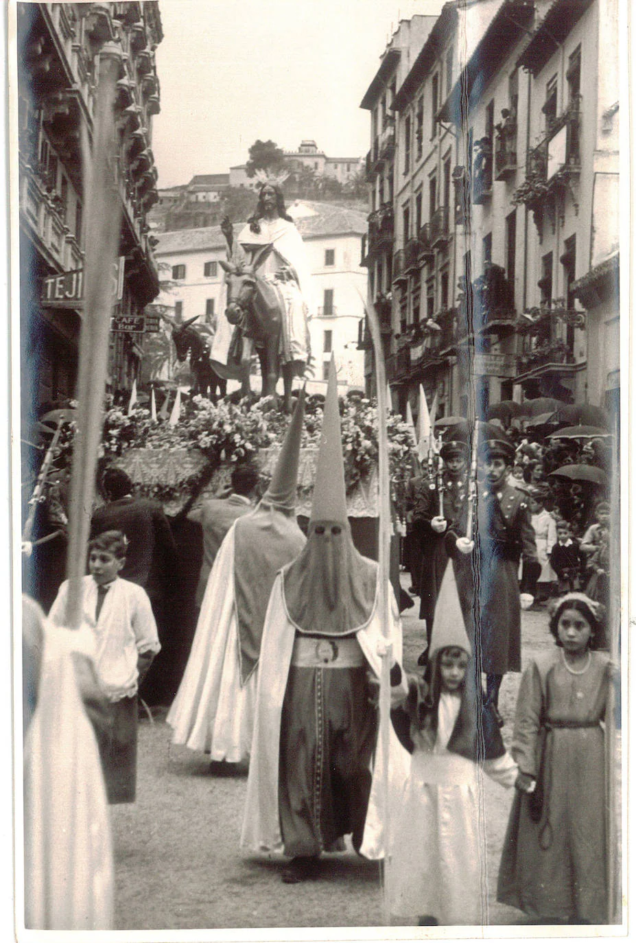 Una visión histórica del Domingo de Ramos granadino. Años 40-60