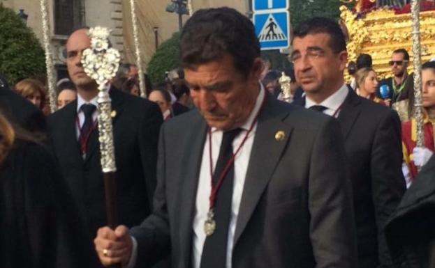 «Los verdaderos héroes no son los que tienen fama y dinero, ya lo dice el Papa»