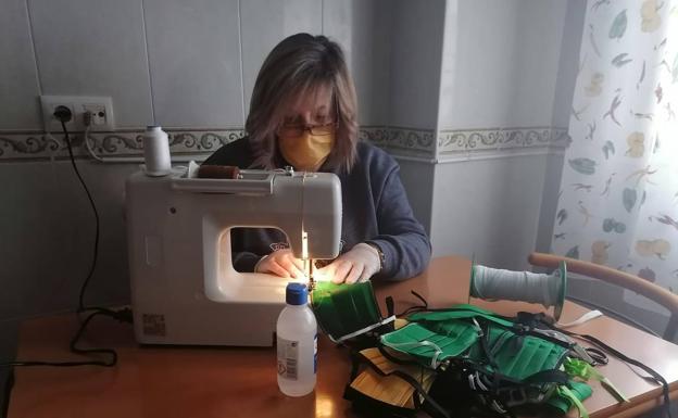 SOS de 'Mascarillas Solidarias Granada': necesita materia prima