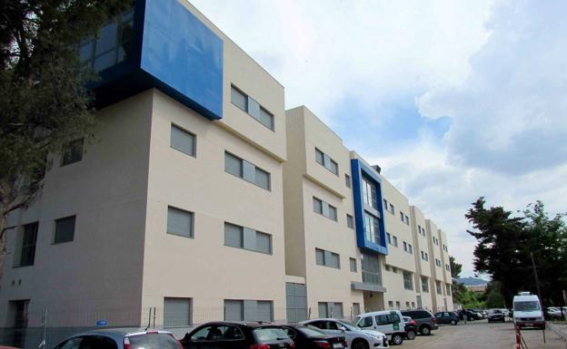 Un edificio de hace una década, junto al hospital 'Princesa', alojará a mayores 'positivos' de residencias