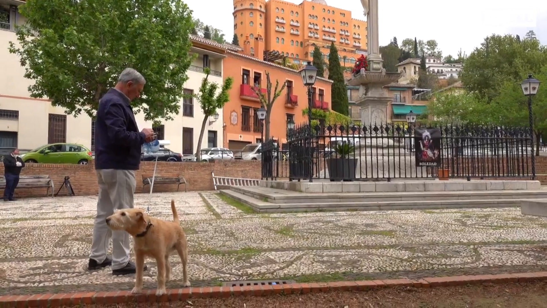 Ofrenda floral en el Campo del Príncipe