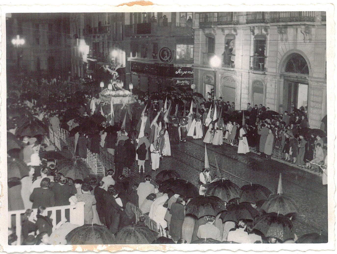 Una visión histórica del Sábado Santo en Granada. Años 50-80