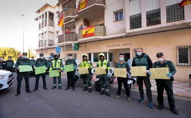 Las 24 horas en las que la Policía no pudo felicitar cumpleaños y la rectificación del Gobierno