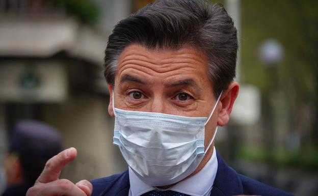 El Ayuntamiento rechaza la directriz de la Subdelegación de impedir la participación de los policías en los homenajes