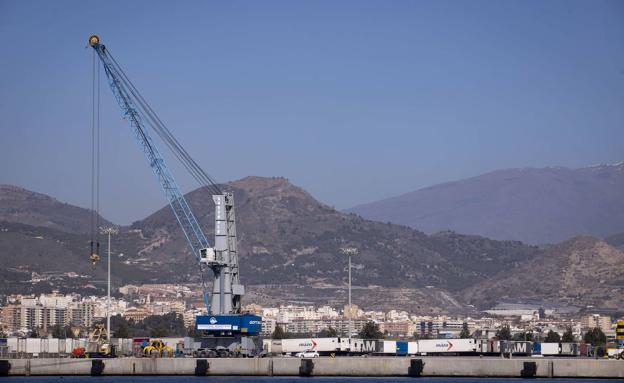 El Puerto de Motril iniciará la semana que viene las obras paradas por el coronavirus