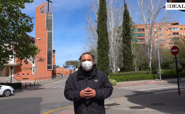 El redactor de IDEAL Javier F. Barrera visita el barrio de la Juventud para informar sobre cómo viven sus vecinos el estado de alarma