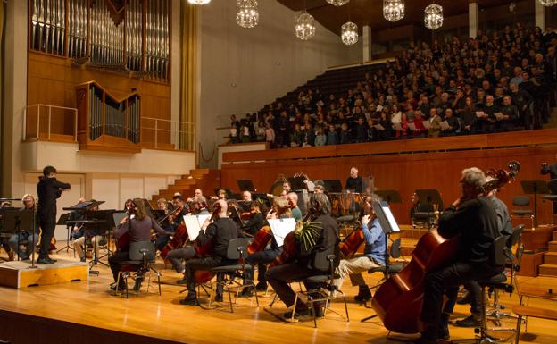 La OCG y coros de Granada graban el 'Bella Ciao' para pedir respeto al medio ambiente