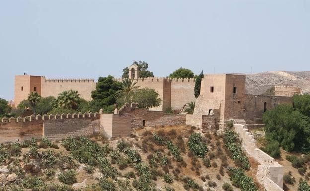 Sindicato denuncia ante la Inspección de Trabajo el uso de personal de seguridad en el Conjunto Monumental de La Alcazaba de Almería