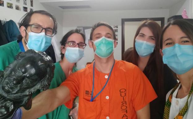 Un Goya en el hospital: la directora Isabel de Ocampo cede su premio a sanitarios y enfermos de coronavirus