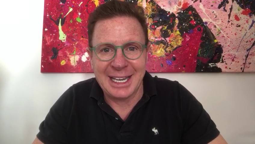 Asalsido celebra en Almería el Día del Libro con la videolectura de 'La Vuelta al mundo en 80 días'