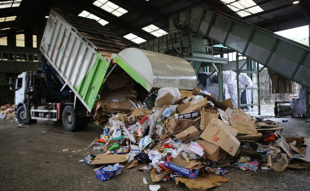 Reclaman conocer la cifra de contagiados por barrios para reforzar los contenedores de reciclaje
