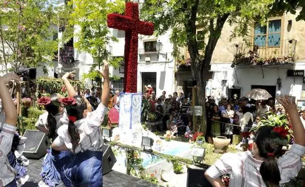 De las Cruces a las romerías o San Isidro: todas las fiestas de España suspendidas por coronavirus y las que están en al aire
