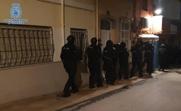 Abdel Bary se refugió en Almería porque el estado de alarma le impidió viajar hacia el norte