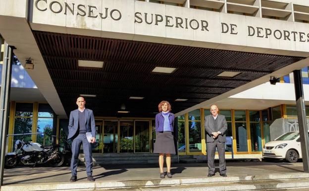 Muchas nueces y poco ruido