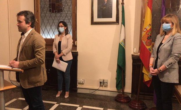 El contrato con Autobuses Castillo lleva 53 años sin tener «respaldo legal», según el Consultivo