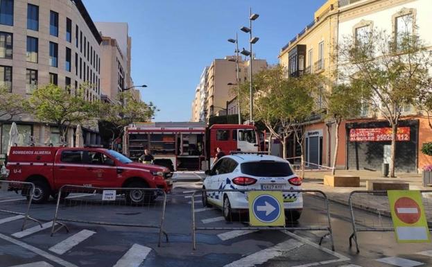 Cortes de calles y cambios en el bus urbano y el tráfico en Almería por la salida de los niños