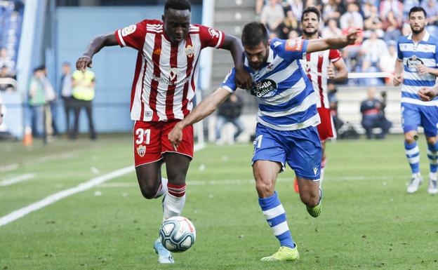 Appiah quiere jugar con el Almería todos los partidos «como si fueran el último»