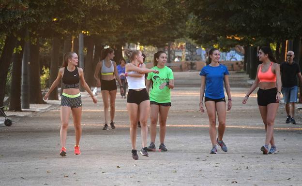 Los expertos aconsejan una vuelta progresiva al deporte al aire libre