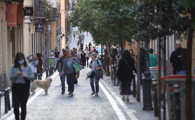 Una runner muerde a un mosso que le dio el alto por corrrer fuera del horario permitido