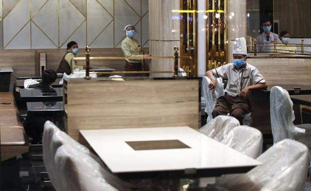 Los entierros y velatorios se podrán celebrar con un máximo de 15 personas en la fase 1