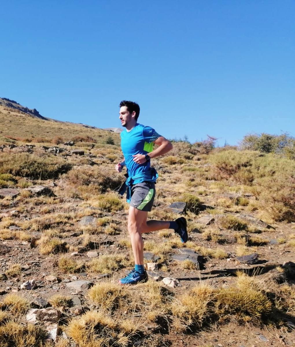 Los deportistas de Granada vuelven a entrenar al aire libre