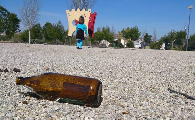 La Policía será «implacable» con los botellones, advierte el alcalde