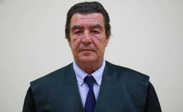 «Tanto pedir mascarillas y ahora que hay solo nos las ponemos la mitad»