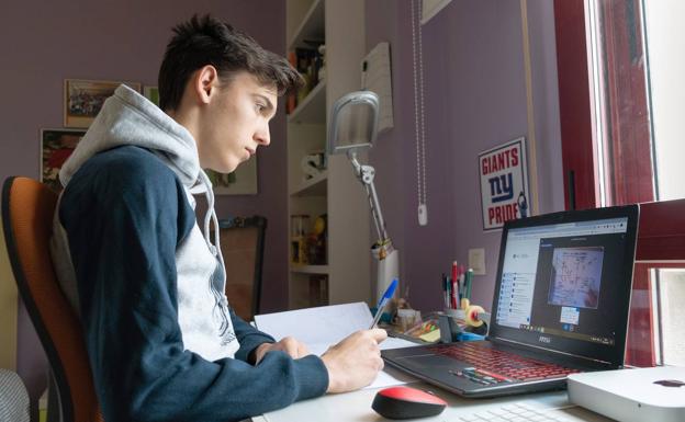 Un millar de estudiantes recibirá tablets para seguir clases 'on line'