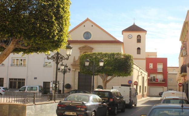 La parroquia de Viator inicia sus oficios en la Fase 1 con un tercio de aforo y mascarillas