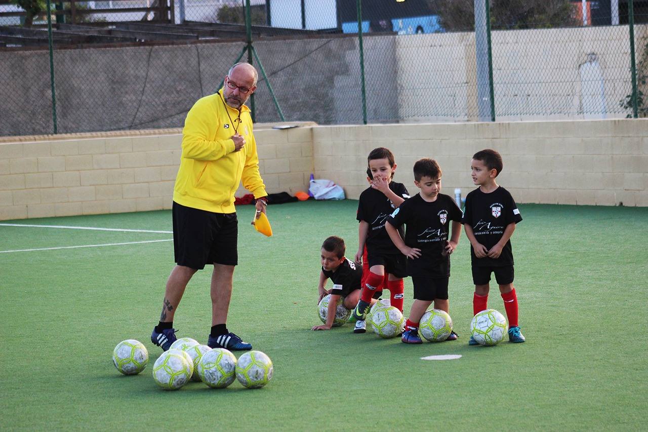 La Escuela de Fútbol EDA de Almería iniciará la próxima temporada con 14 equipos