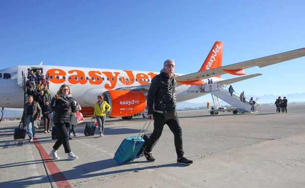 Roban los datos de 9 millones de clientes de easyJet, la principal aerolínea internacional de Granada