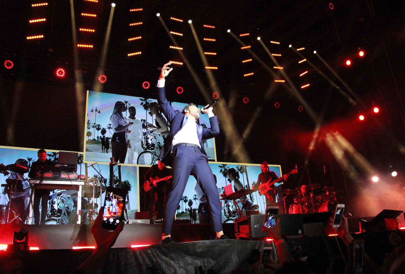 David Bisbal mueve a 2021 toda la gira española del disco 'En tus planes'