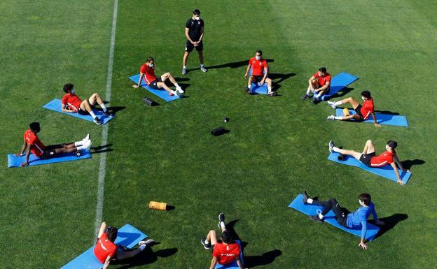 Foulquier se entrena aparte de los grupos de diez