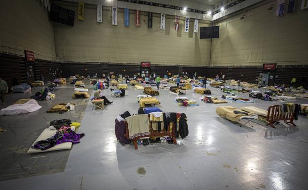 Comienza la desescalada de personas 'sintecho' del Palacio de Deportes