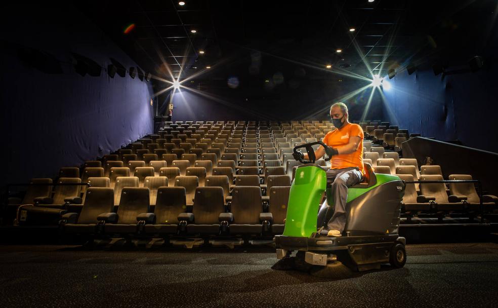 El telón cultural se levantará en Granada entre los meses de junio y julio