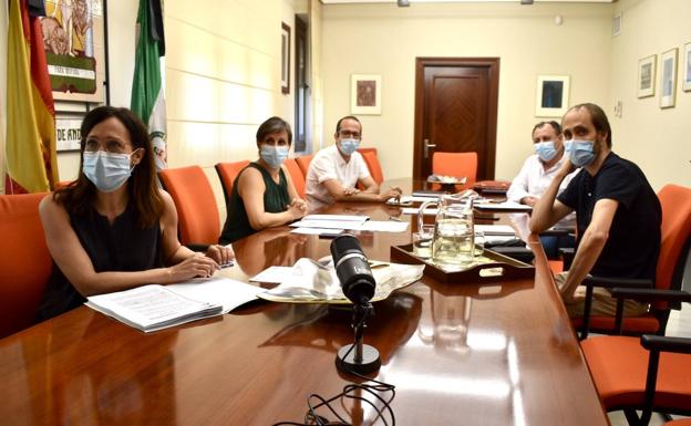 Una plantilla «rejuvenecida» de 800 profesionales del Infoca luchará este verano contra los incendios