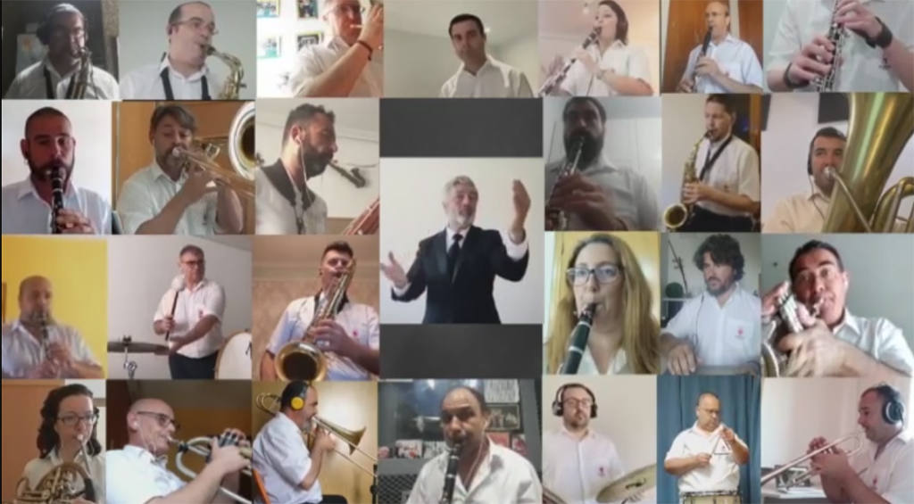 La Banda Municipal de Almería emociona con su interpretación de 'Suspiros de España'