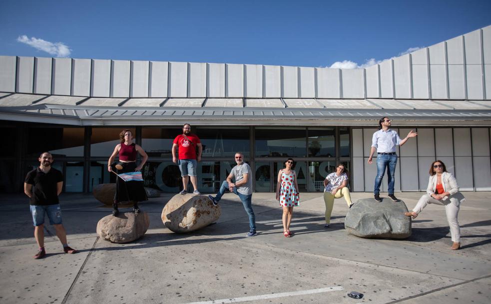 Divulgadores de Granada: Quijotes de la ciencia contra el cuñadismo de Whatsapp