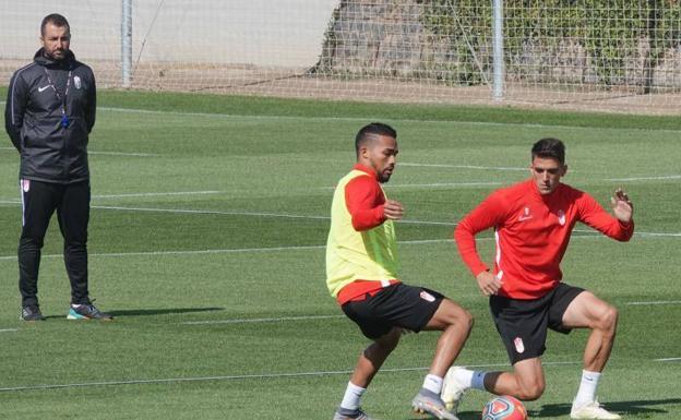 Diego Martínez: «A Yangel se le hizo duro el confinamiento pero está bien»