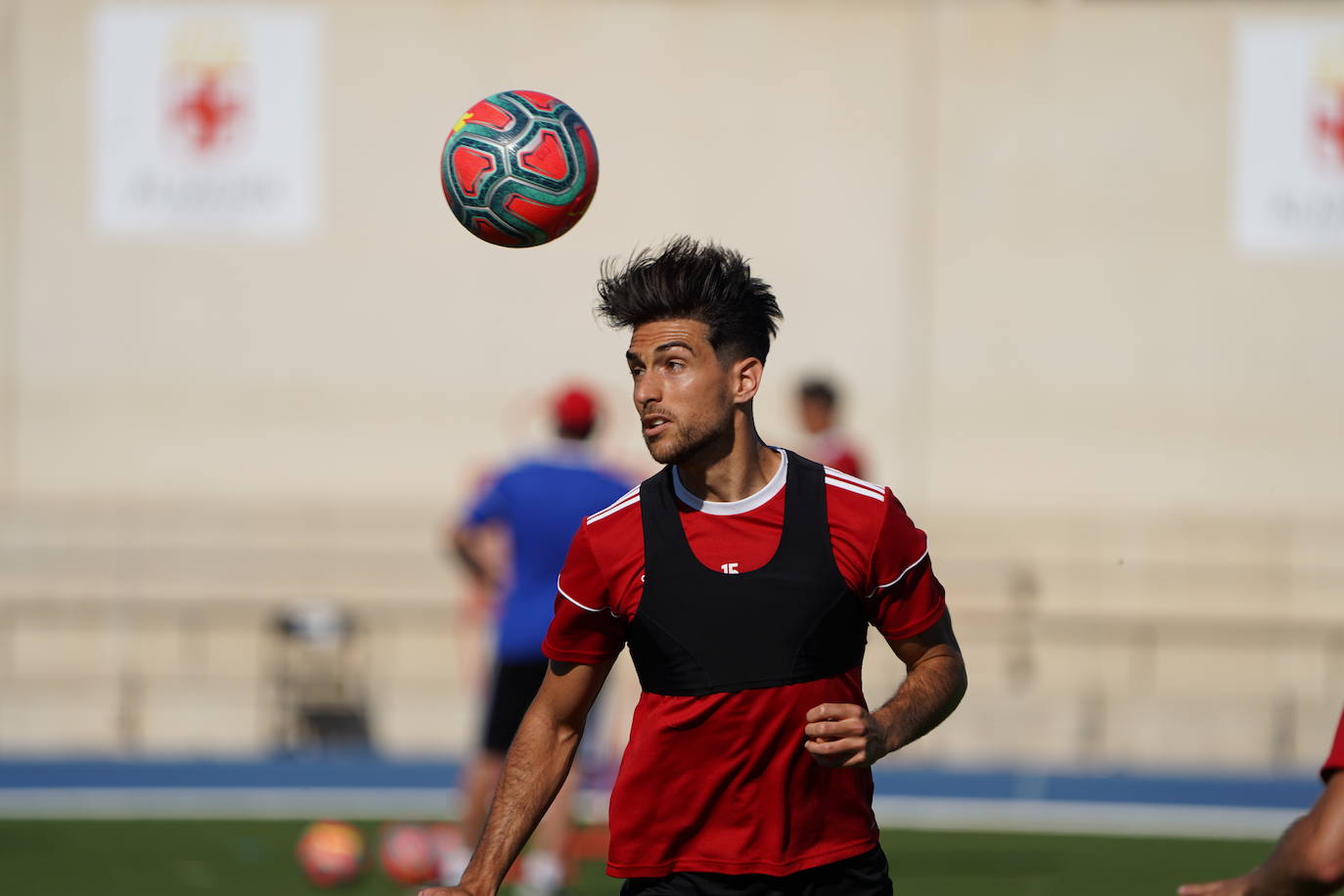 Juan Ibiza, una desescalada escalando para ayudar al Almería