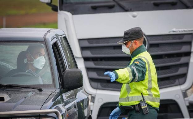 ¿Qué desplazamientos están permitidos para los granadinos en la fase 2?