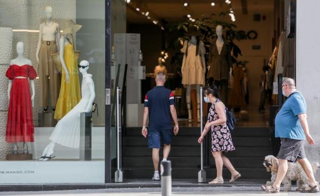 La economía tocó fondo en abril y hay «indicios esperanzadores» de reactivación