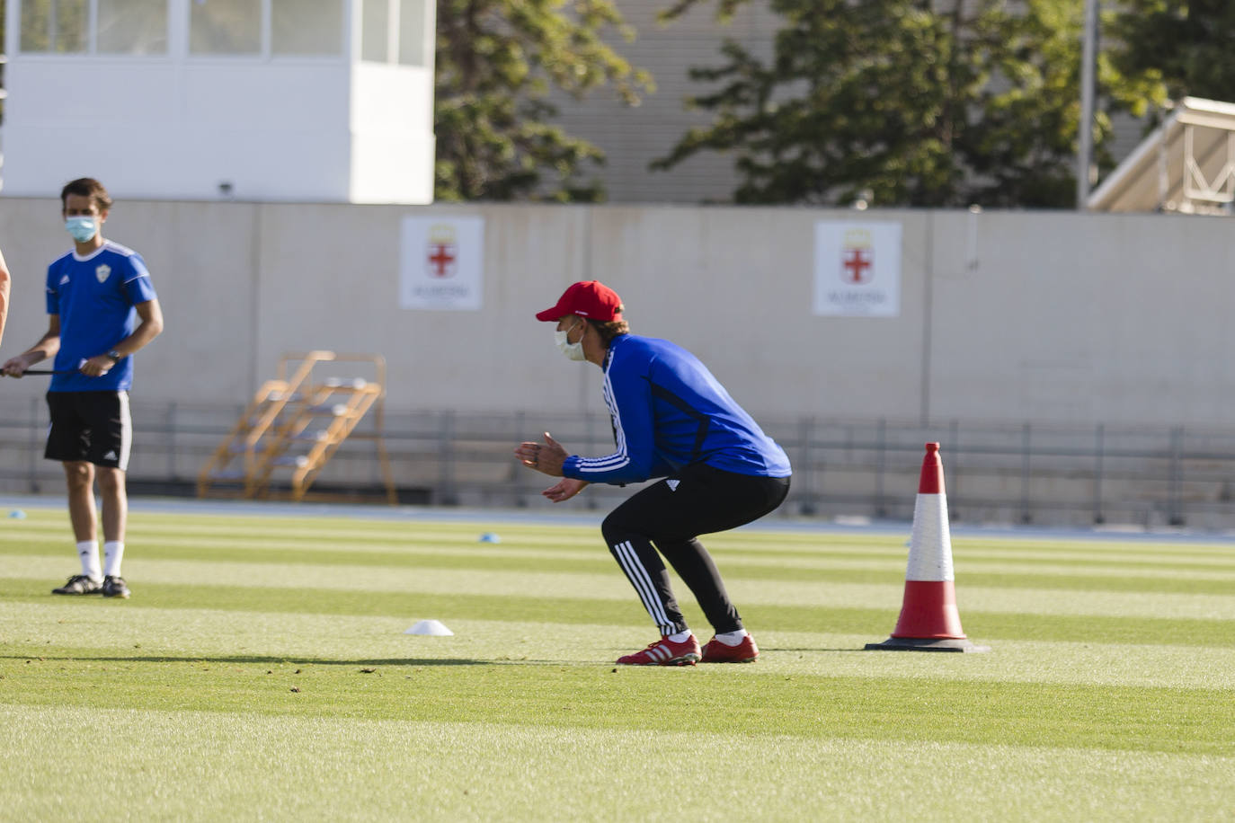 Guti habla de la Liga para el Almería como si fuese «el Mundial»