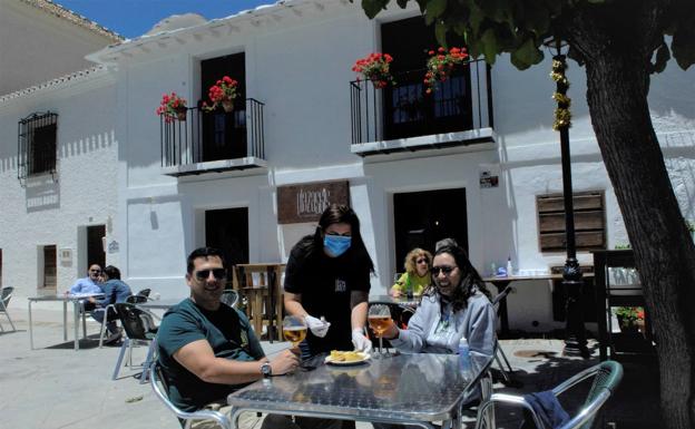 Abre un restaurante en un edificio del siglo XVI en Bubión, uno de los pueblos más bonitos de España