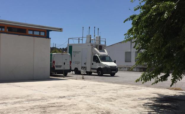 Espeluy controla la calidad del aire tras el incendio de Renean