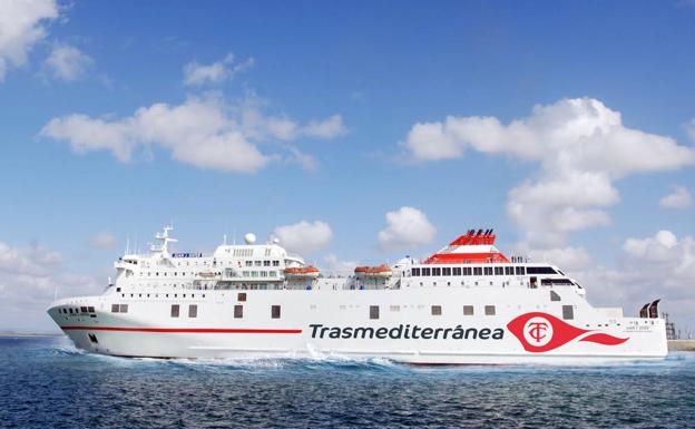 La línea de Melilla a Almería vuelve a operar con dos viajes por semana